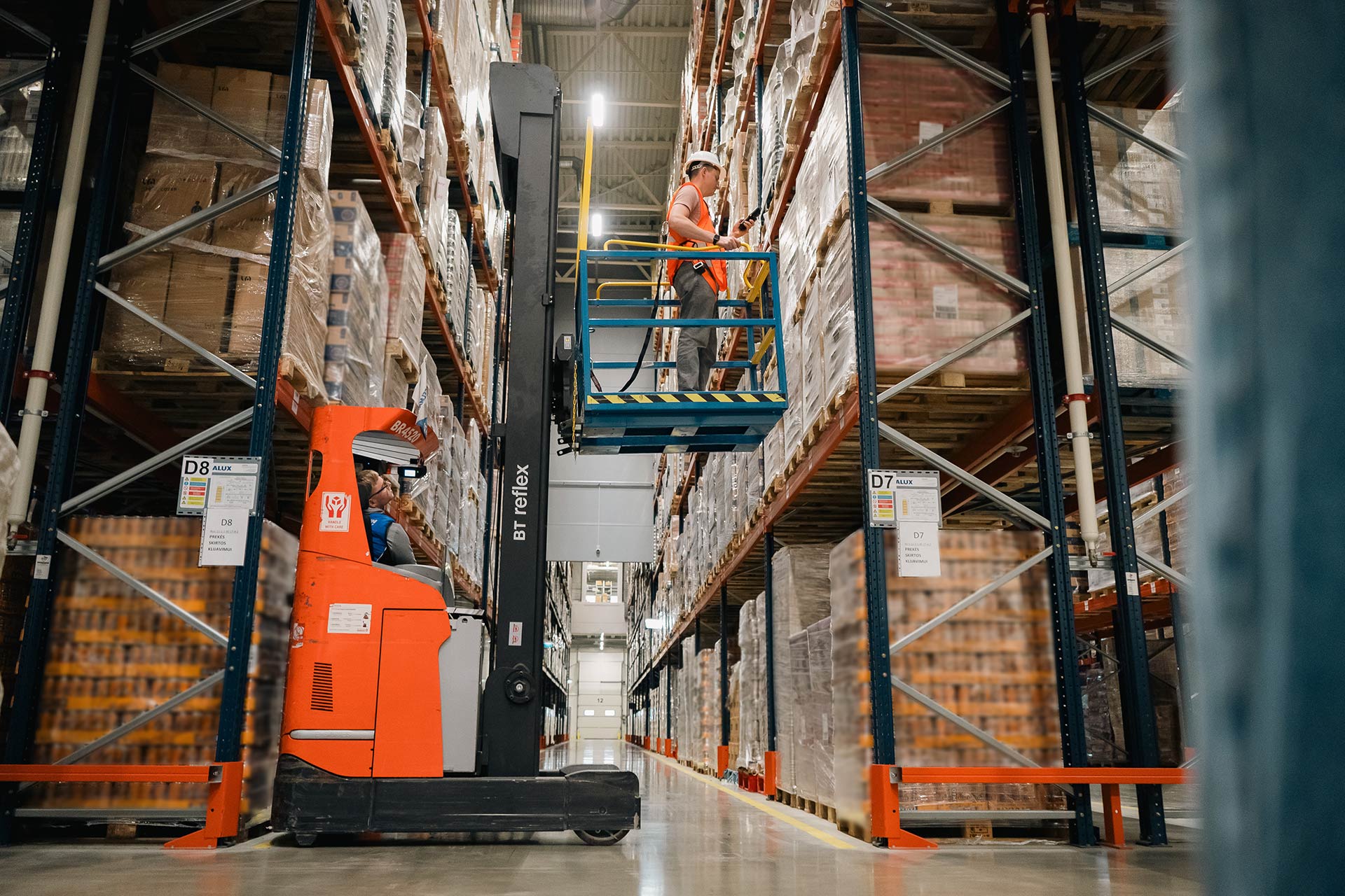 logistikos centro kontaktai